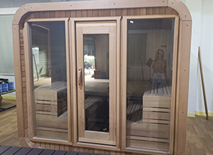 Luna Sauna Room